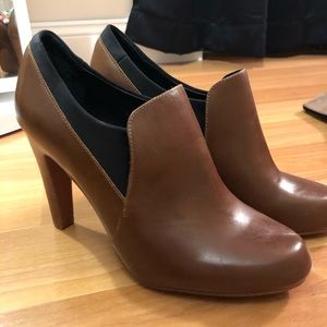 Levity brown and black ankle booties